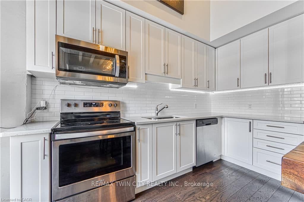 19 GUELPH Avenue, Unit 201 thumbnail 19