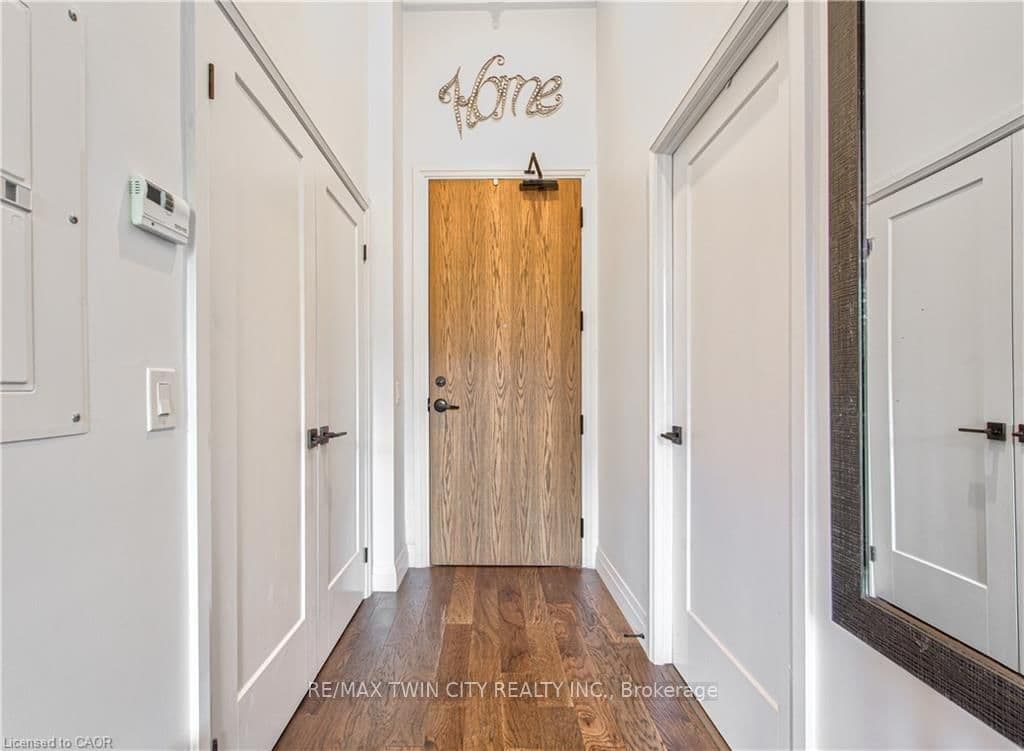 19 GUELPH Avenue, Unit 201 thumbnail 8