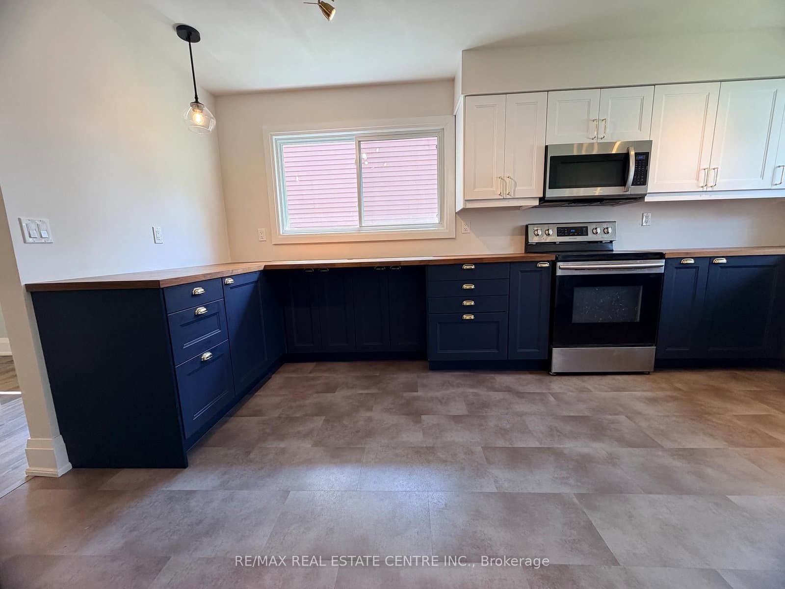 34 Woodridge Drive thumbnail 10