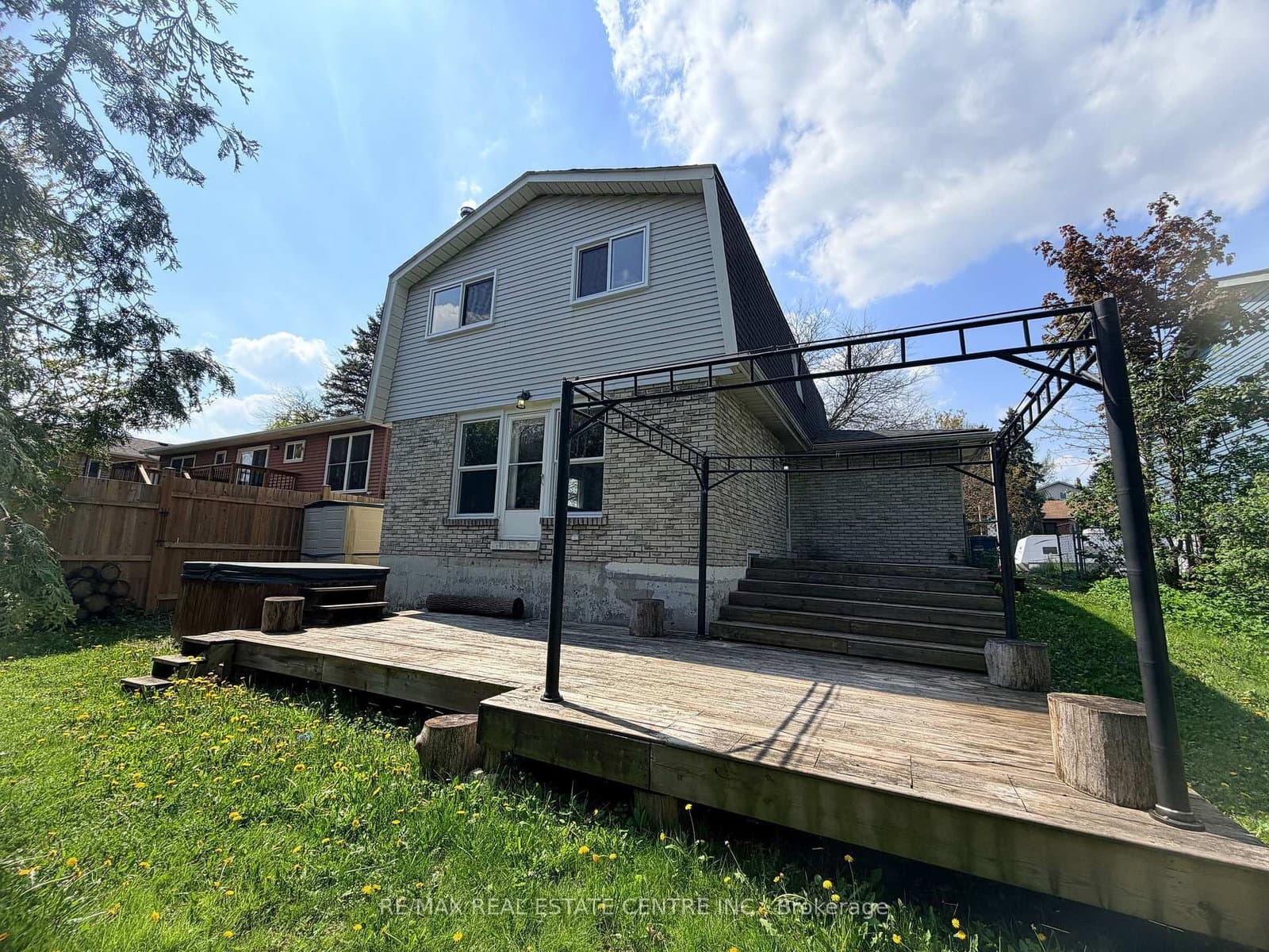 34 Woodridge Drive thumbnail 24