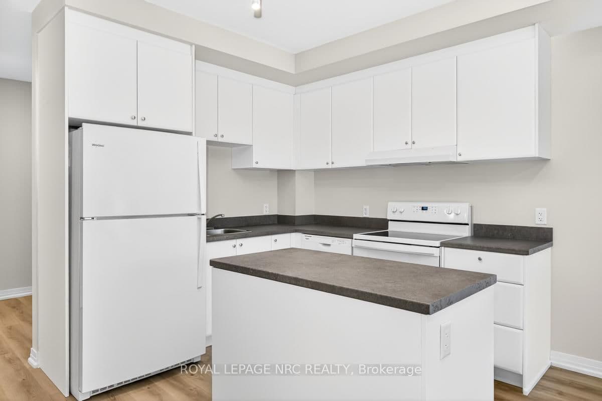 50 HERRICK Avenue, Unit LP20 thumbnail 11
