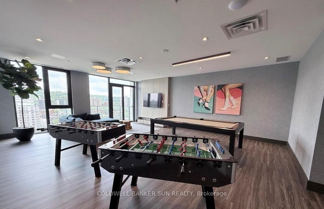 75 James Street S, Unit 2502 thumbnail 22