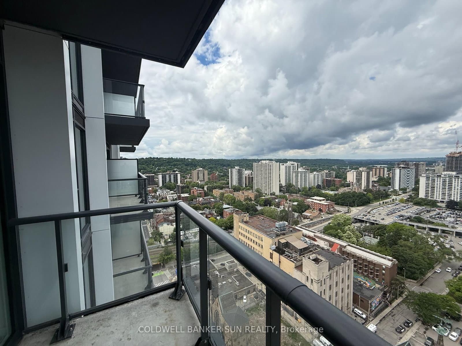 75 James Street S, Unit 2502 thumbnail 27