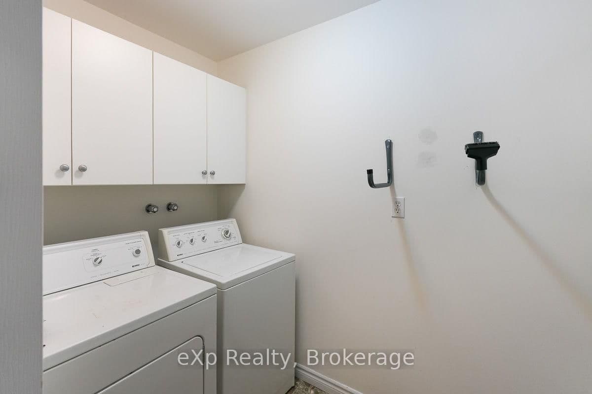 123 Church Street N, Unit 3 thumbnail 20