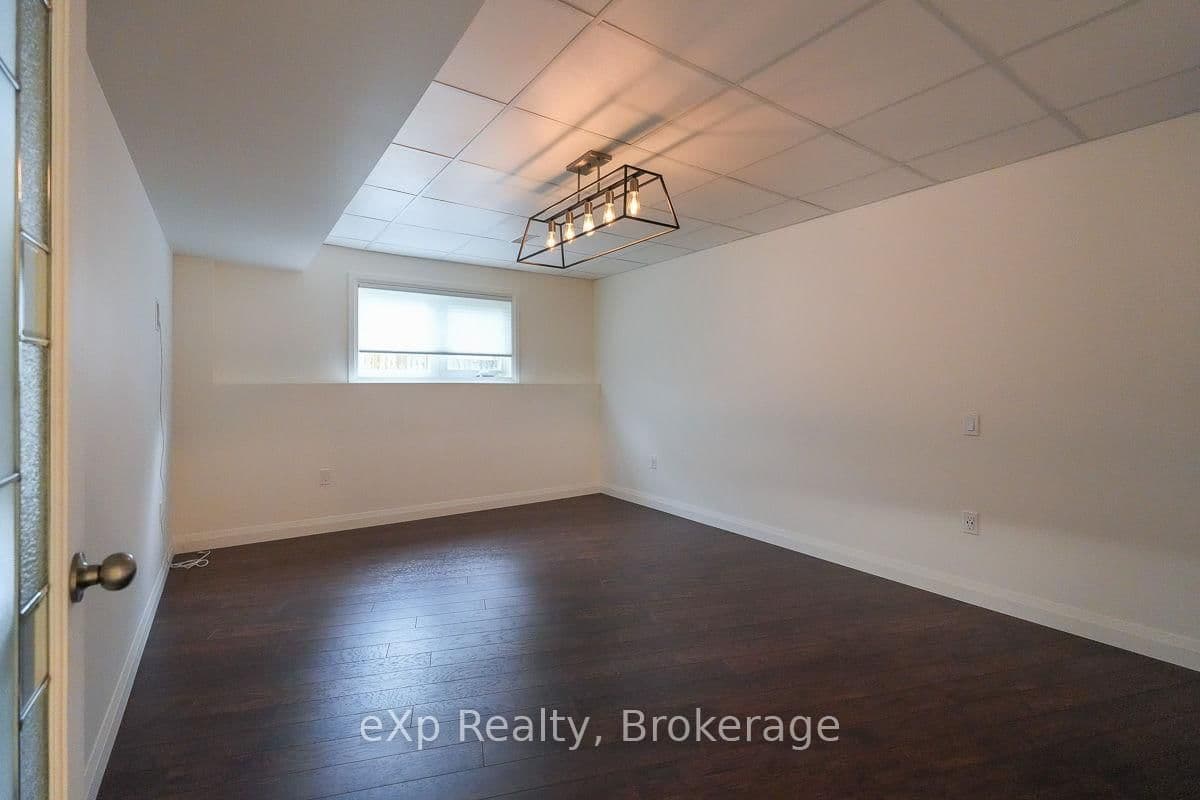 123 Church Street N, Unit 3 thumbnail 35