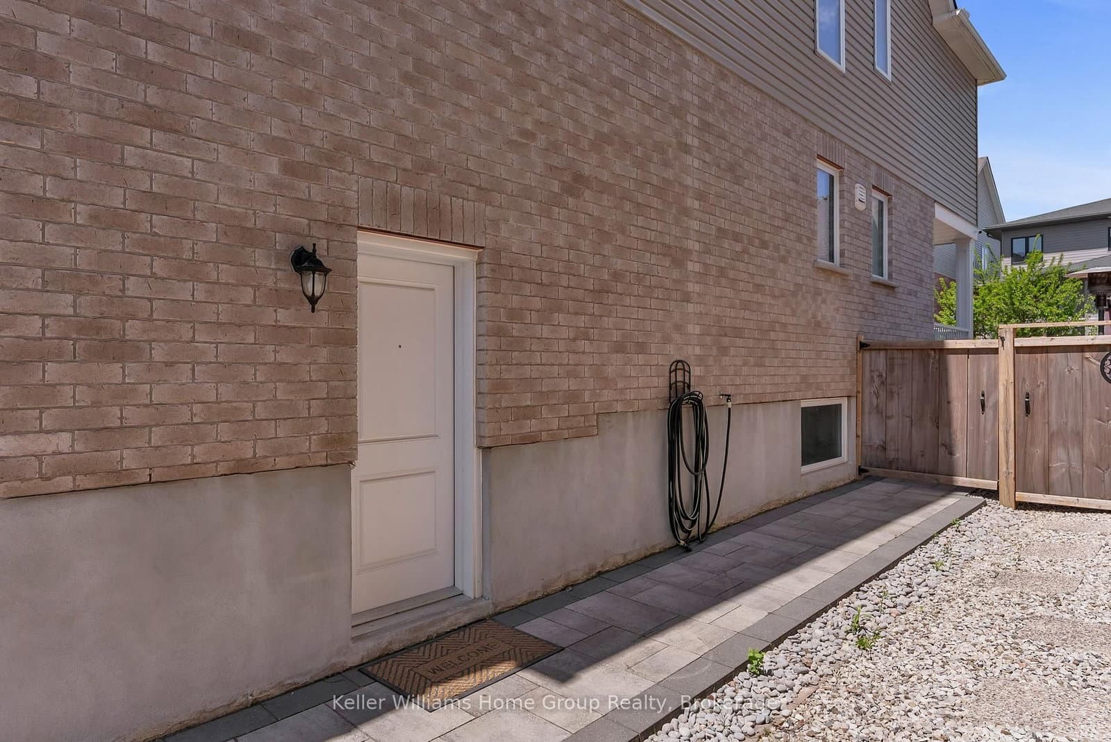 121 Lovett Lane thumbnail 43