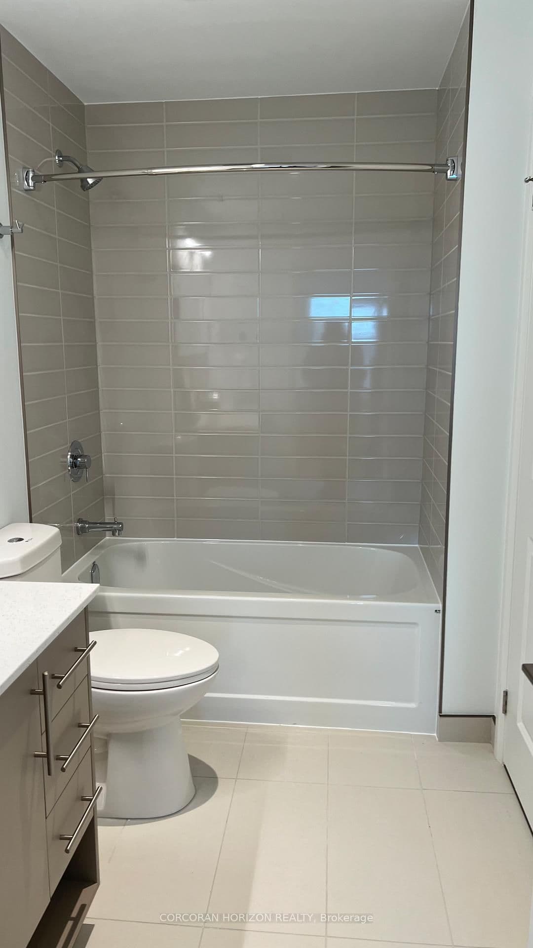 525 New Dundee Road, Unit 413 thumbnail 4