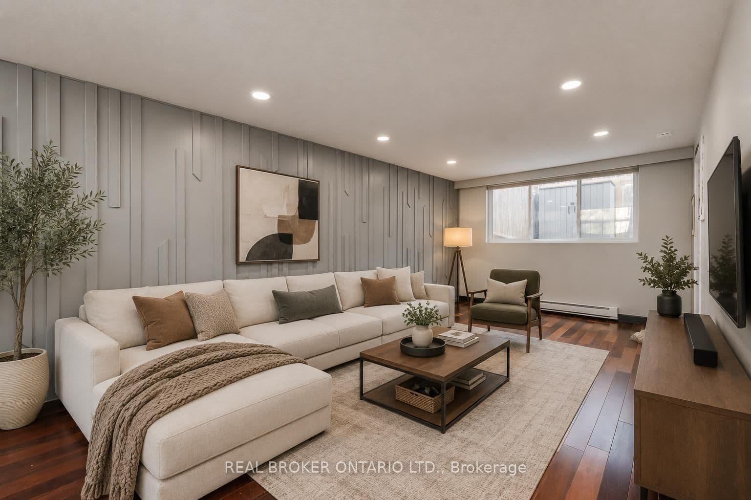 550 Parkview Crescent thumbnail 2