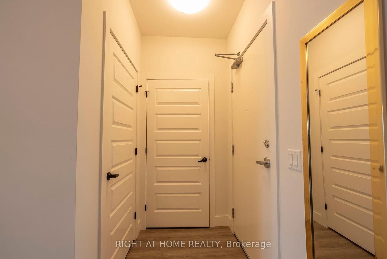 1000 Lackner Place E, Unit 302 thumbnail 13