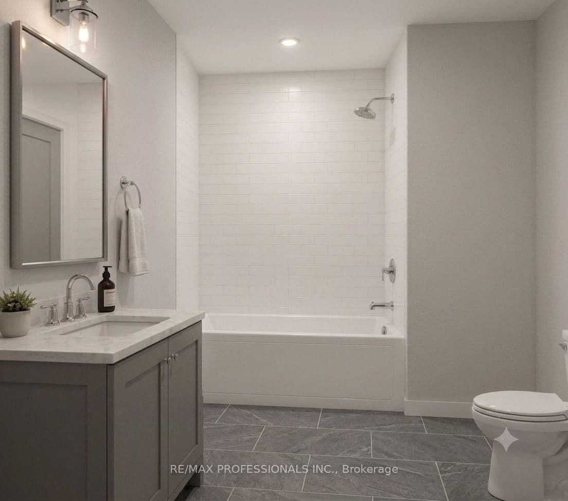 9 Manitoba Street, Unit 2 thumbnail 4