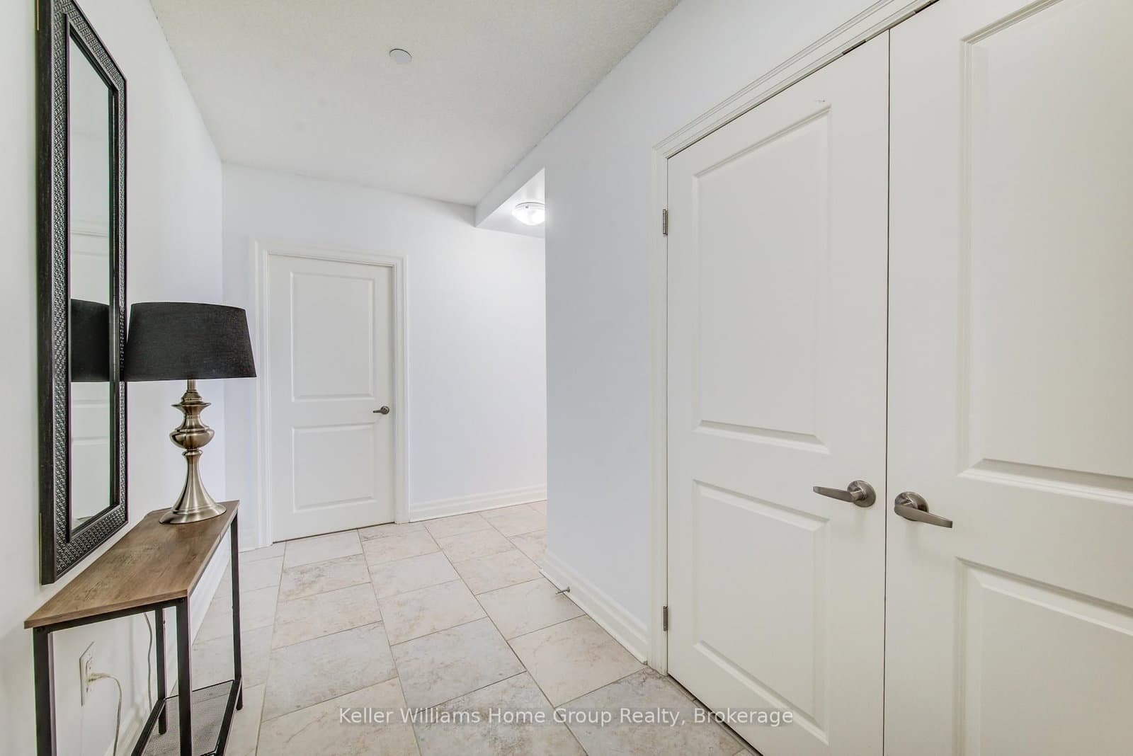 150 Wellington Street E, Unit 901 thumbnail 3