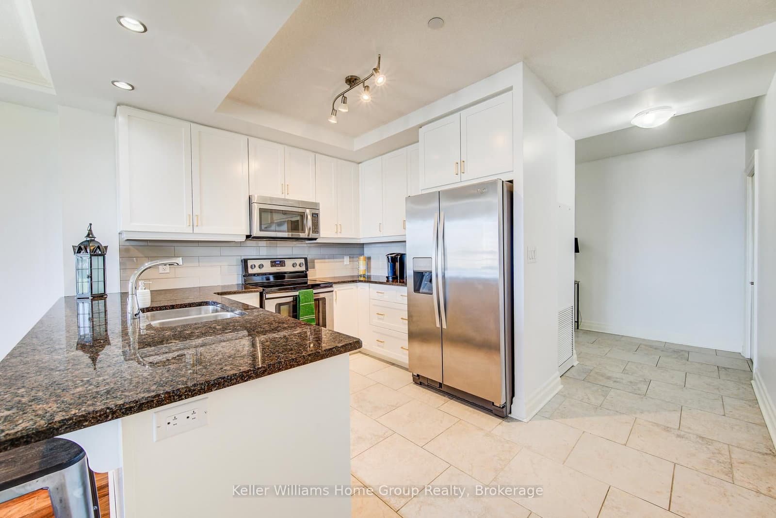 150 Wellington Street E, Unit 901 thumbnail 5