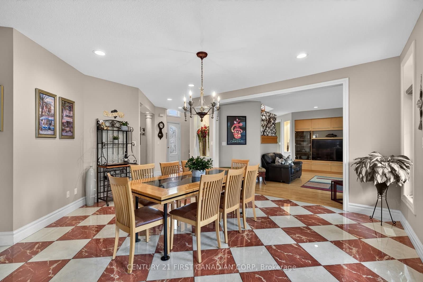 7222 Clayton Walk, Unit 2 thumbnail 13