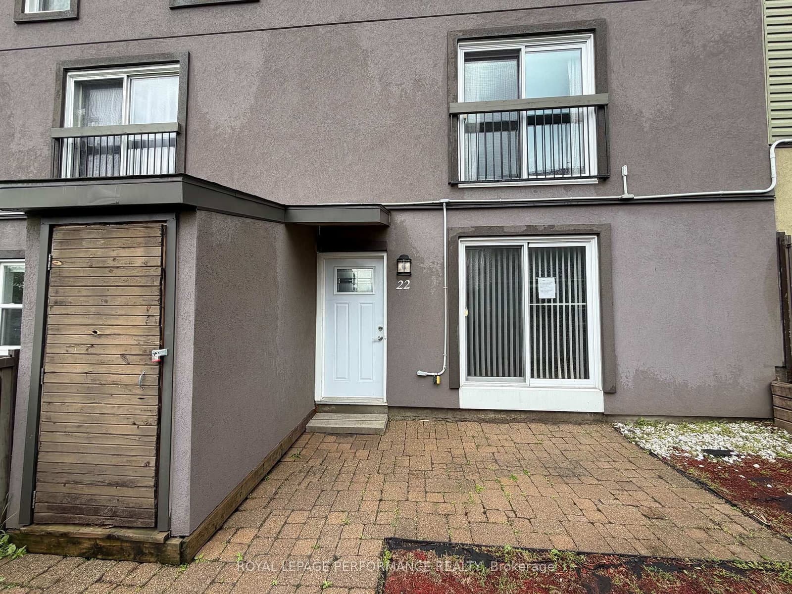 1250 McWatters Road, Unit 22 thumbnail 3