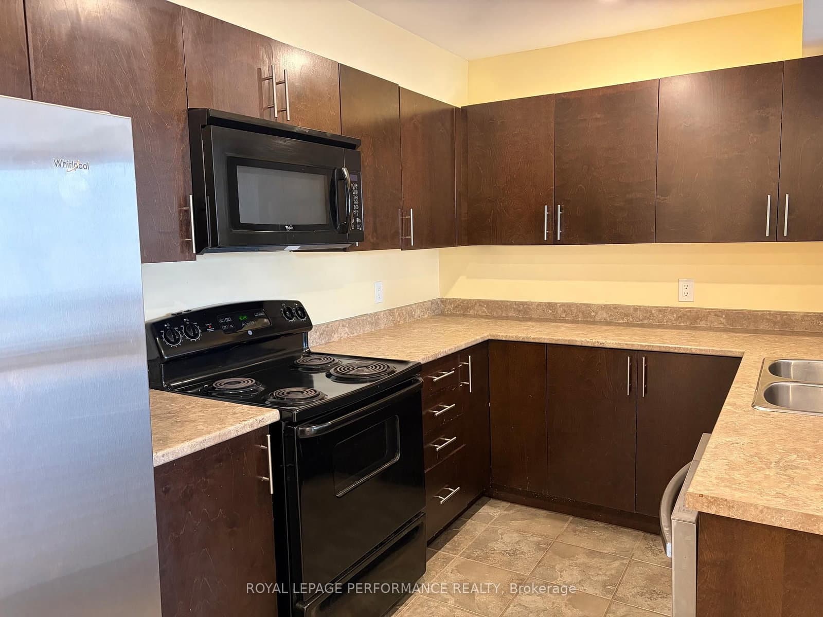 1250 McWatters Road, Unit 22 thumbnail 9