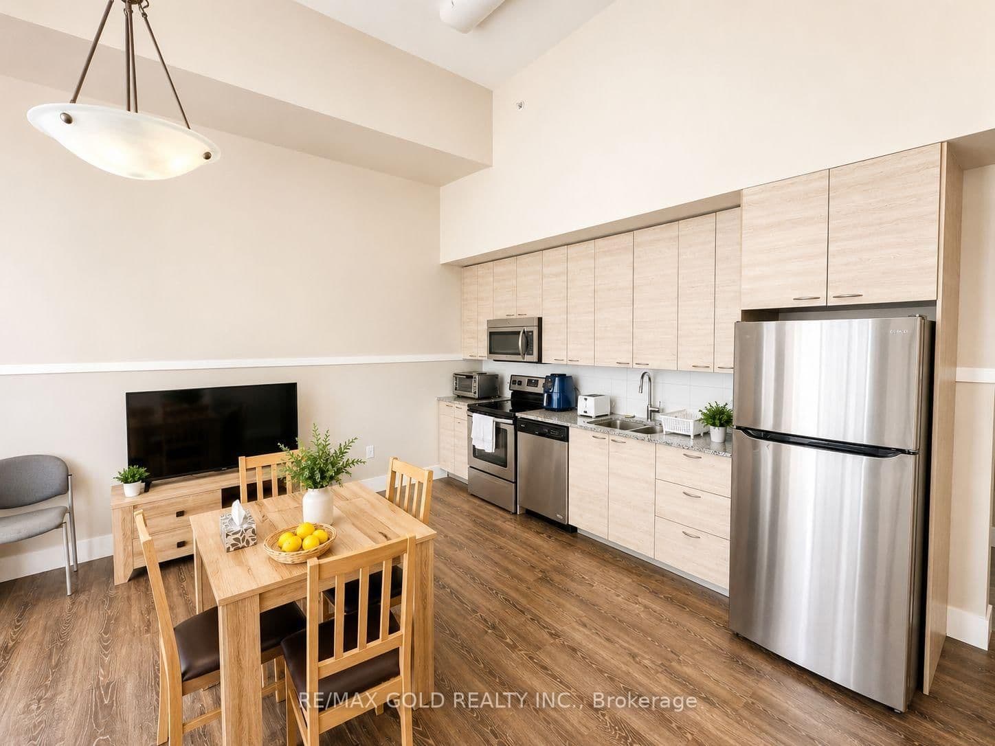 253 Albert Street, Unit 112 thumbnail 17