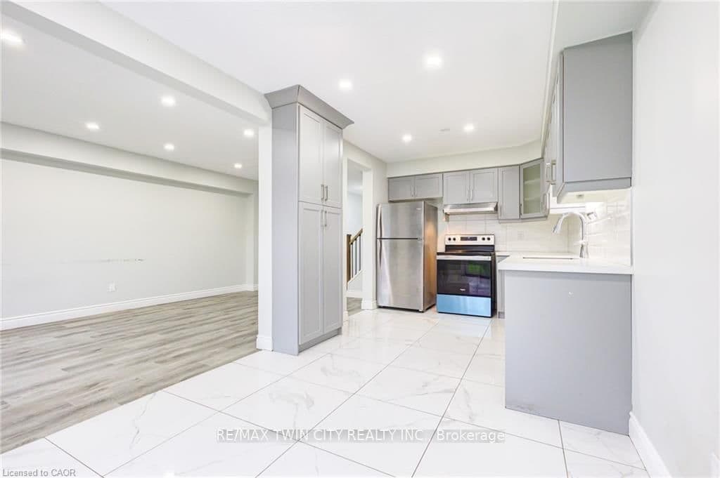 110 Commonwealth Street thumbnail 10