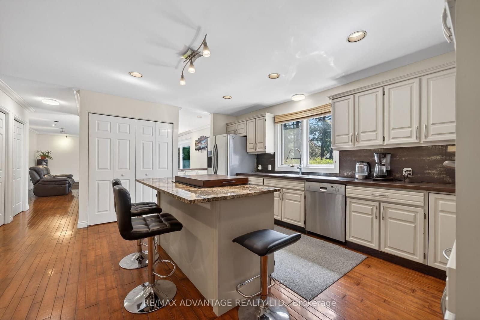 44 Northcrest Drive thumbnail 13