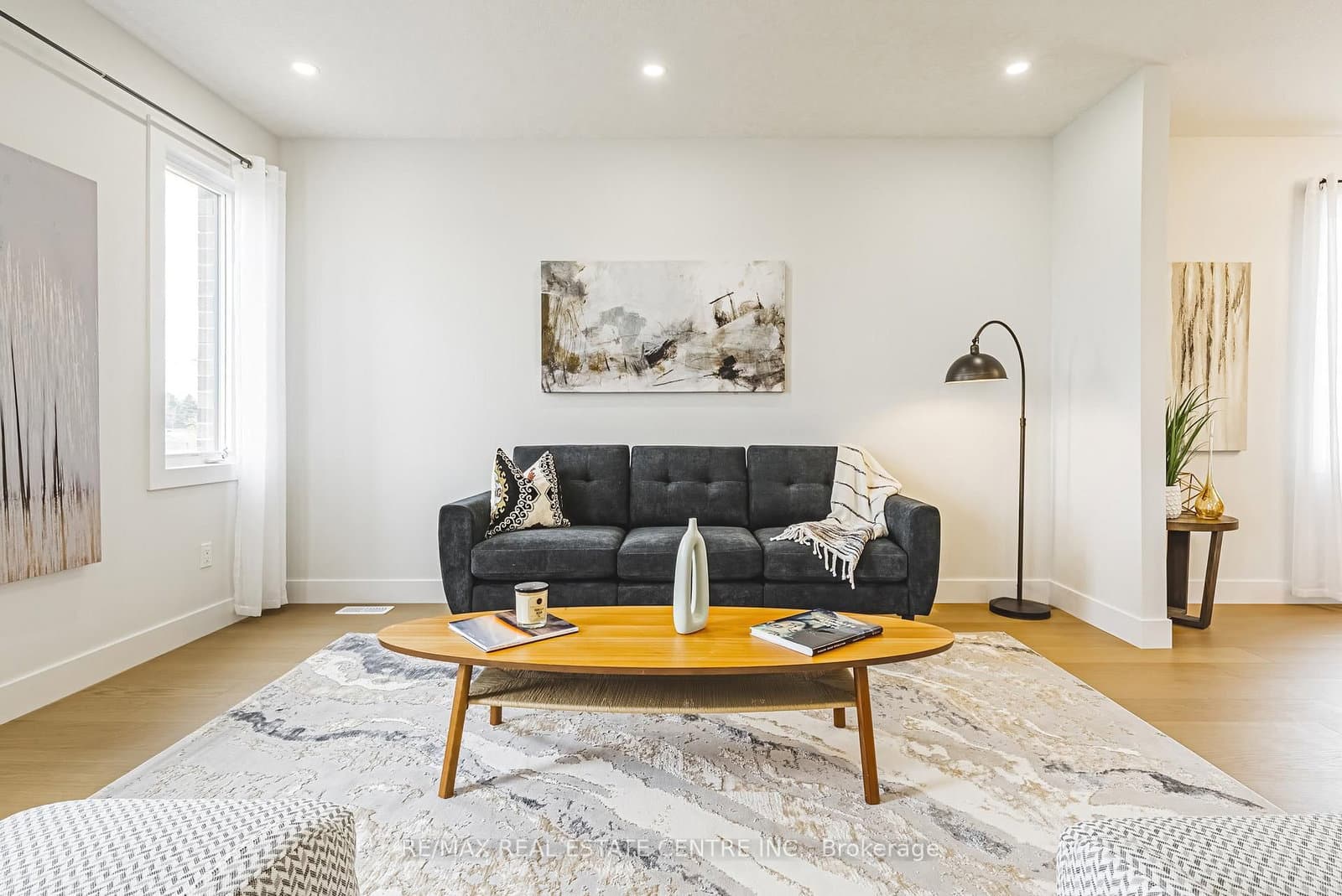 546 Benninger Drive thumbnail 13