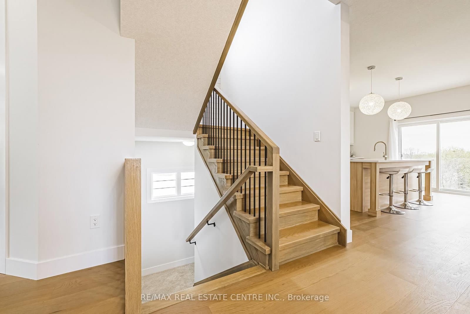 546 Benninger Drive thumbnail 20