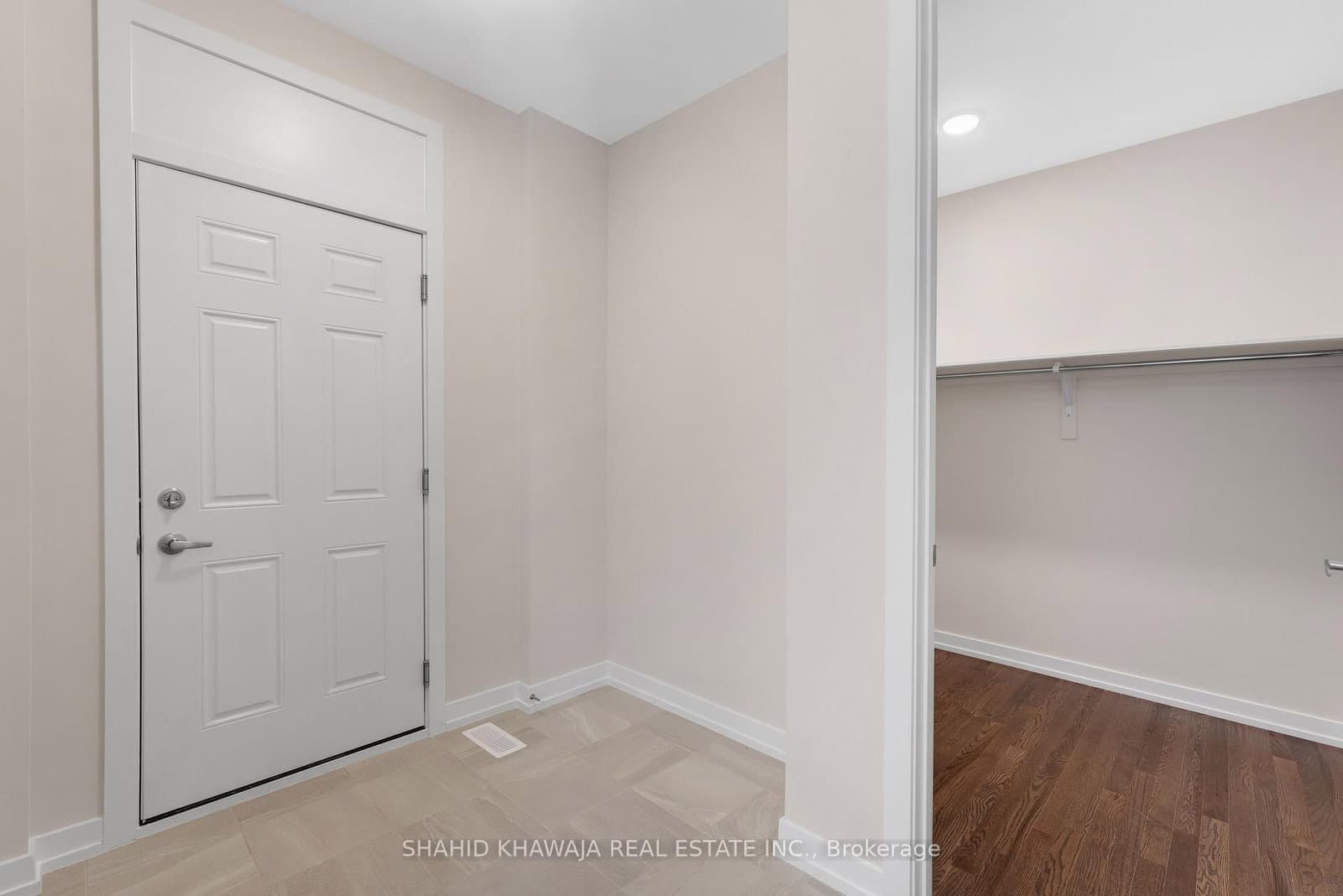 93 Hackamore Crescent thumbnail 16