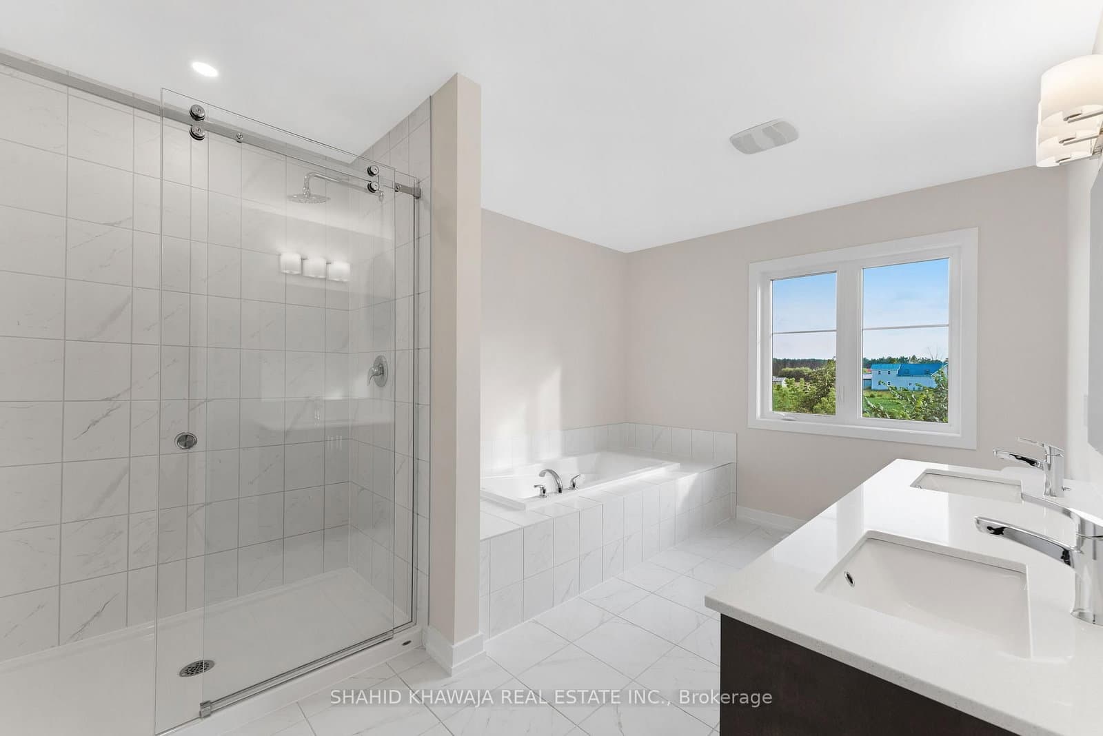 93 Hackamore Crescent thumbnail 22