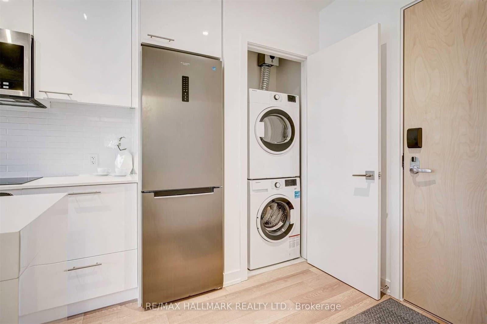 120 Carrick Trail, Unit 207 thumbnail 10