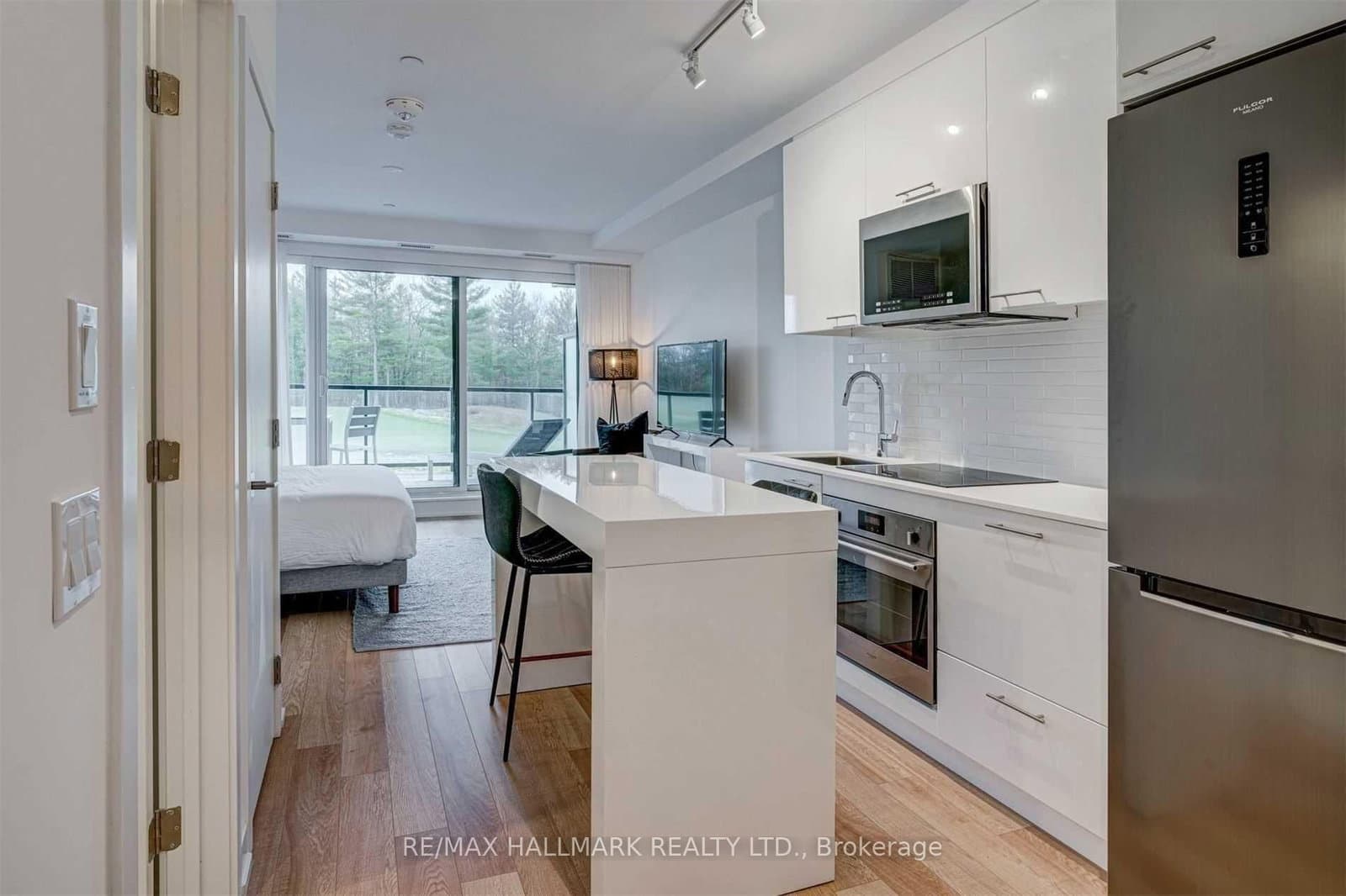 120 Carrick Trail, Unit 207 thumbnail 4