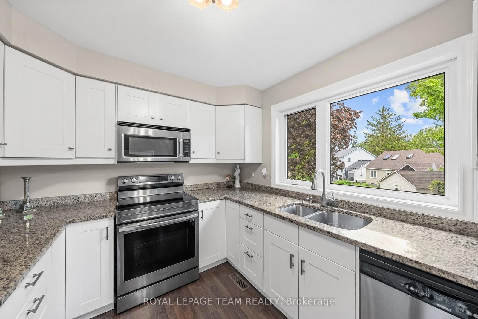 625 Richmond Road, Unit 6 thumbnail 11