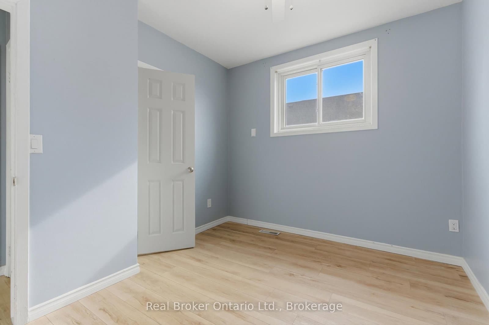 880 LAWRENCE Road thumbnail 21