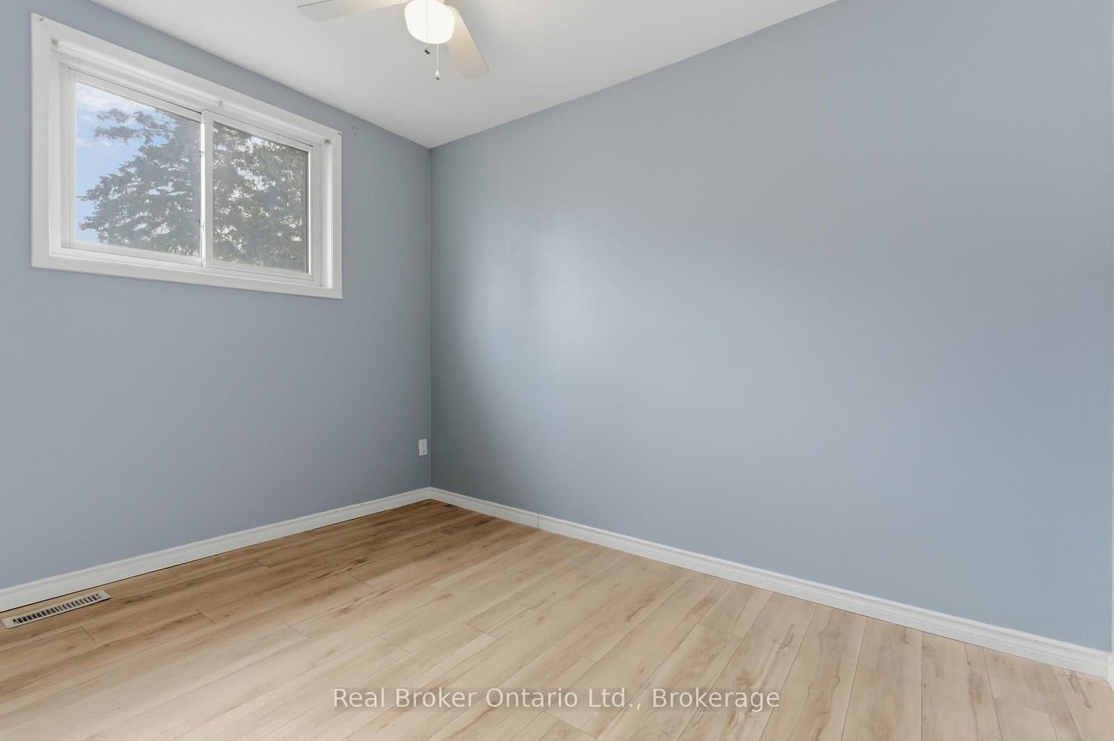 880 LAWRENCE Road thumbnail 22