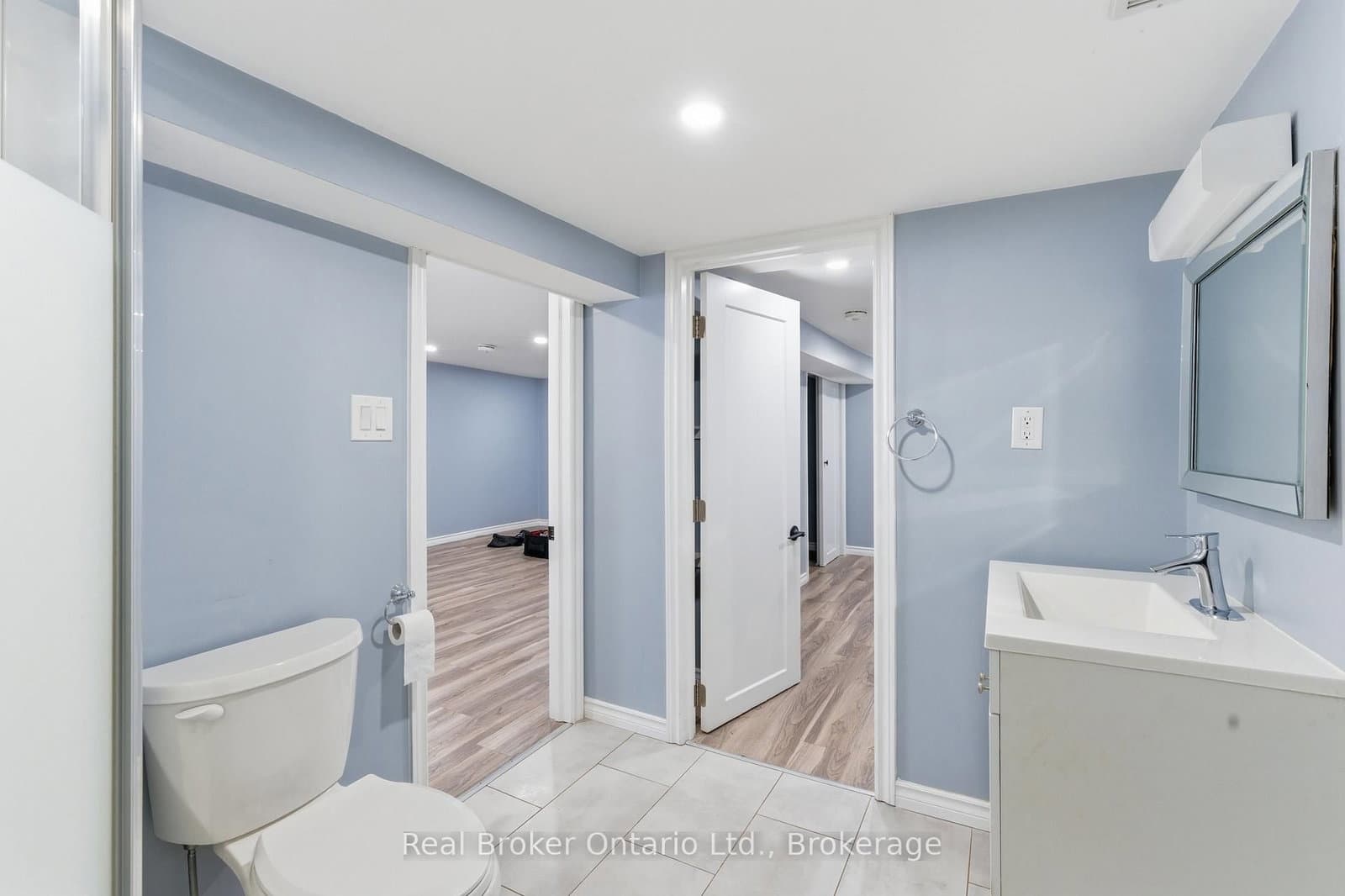 880 LAWRENCE Road thumbnail 36