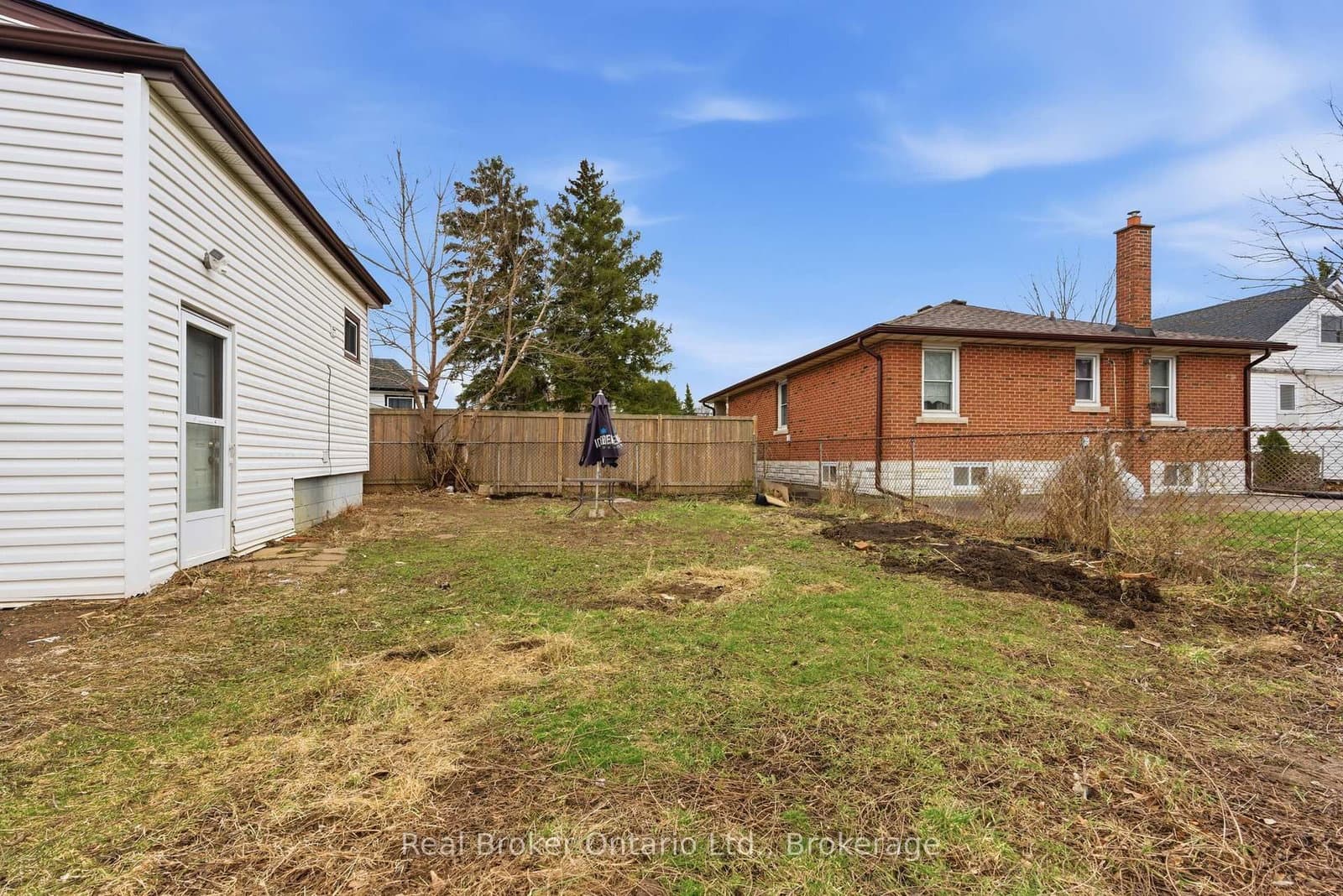 880 LAWRENCE Road thumbnail 41