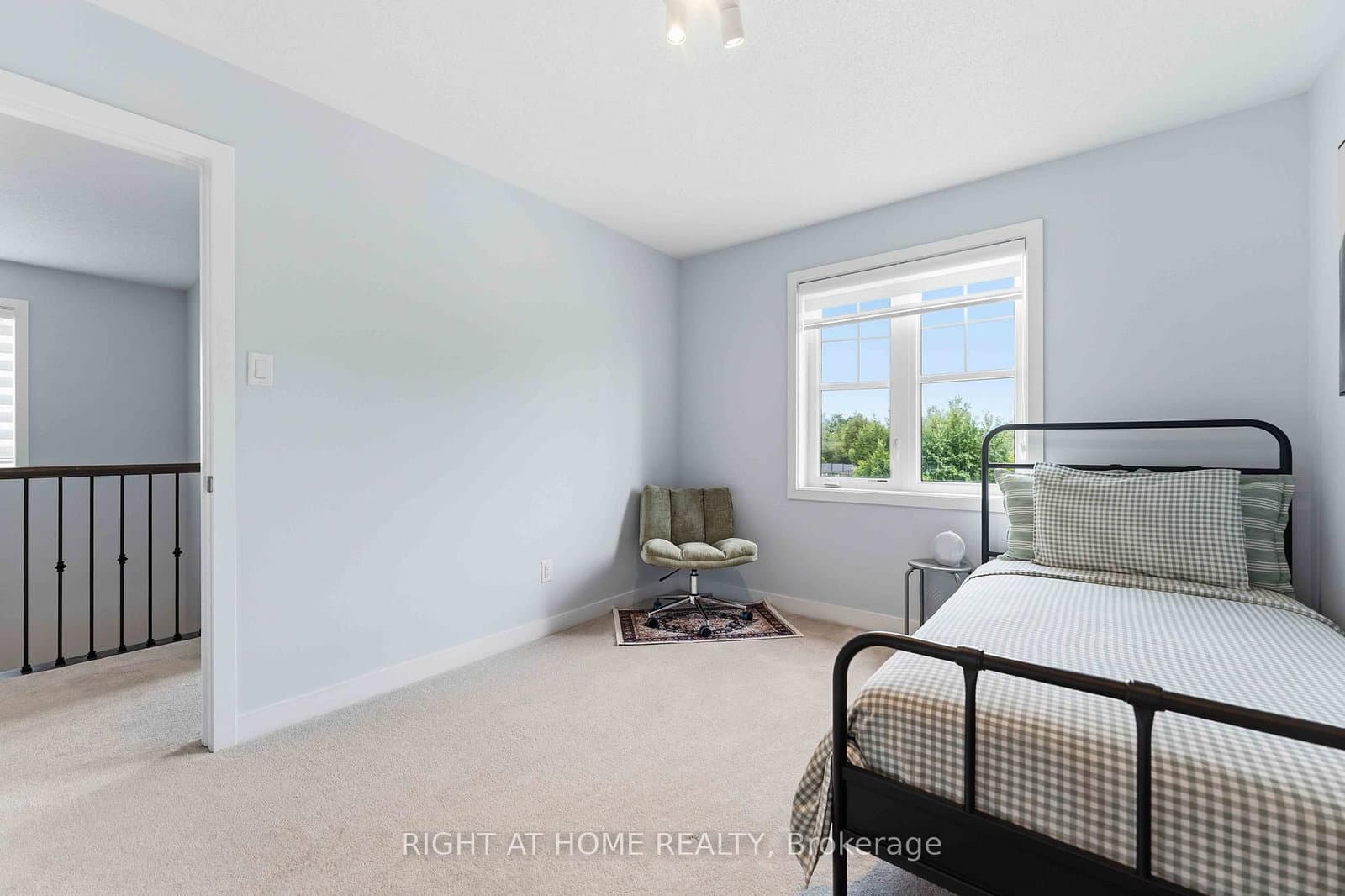 105 Alamo Street thumbnail 33
