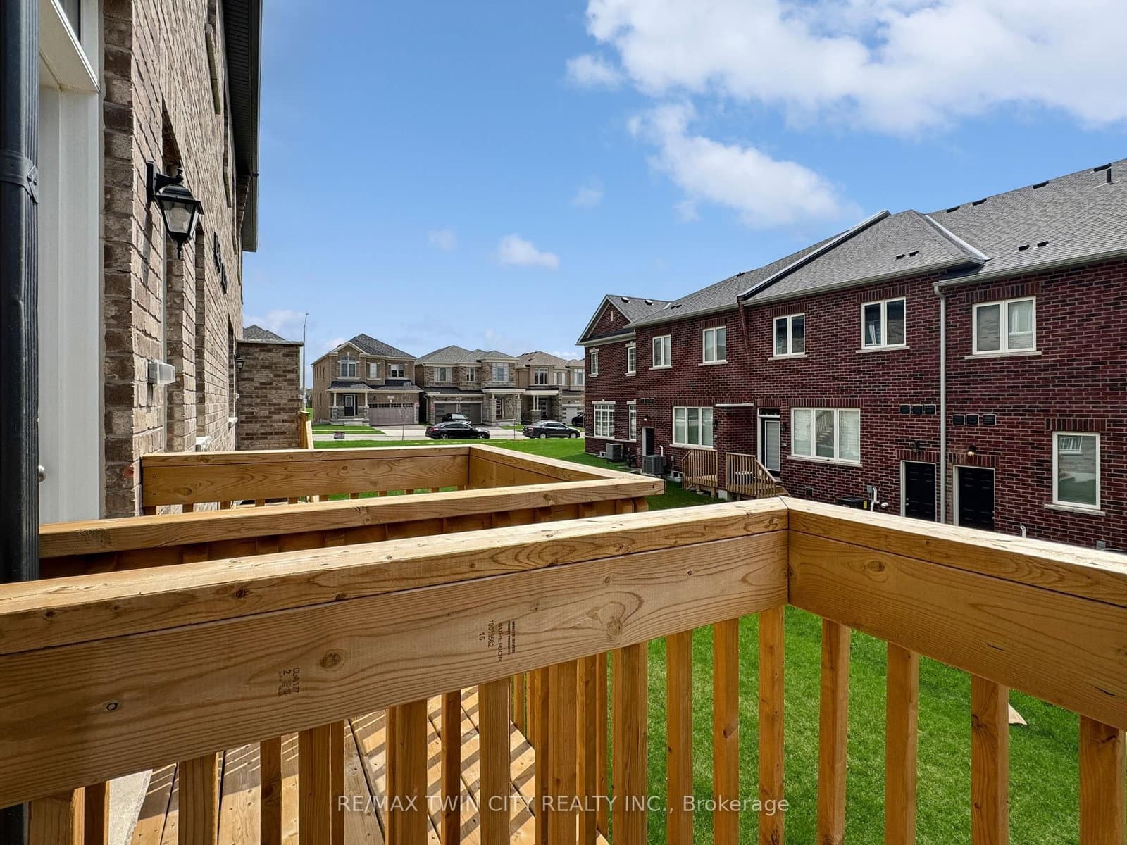 82 Gledhill Crescent thumbnail 16