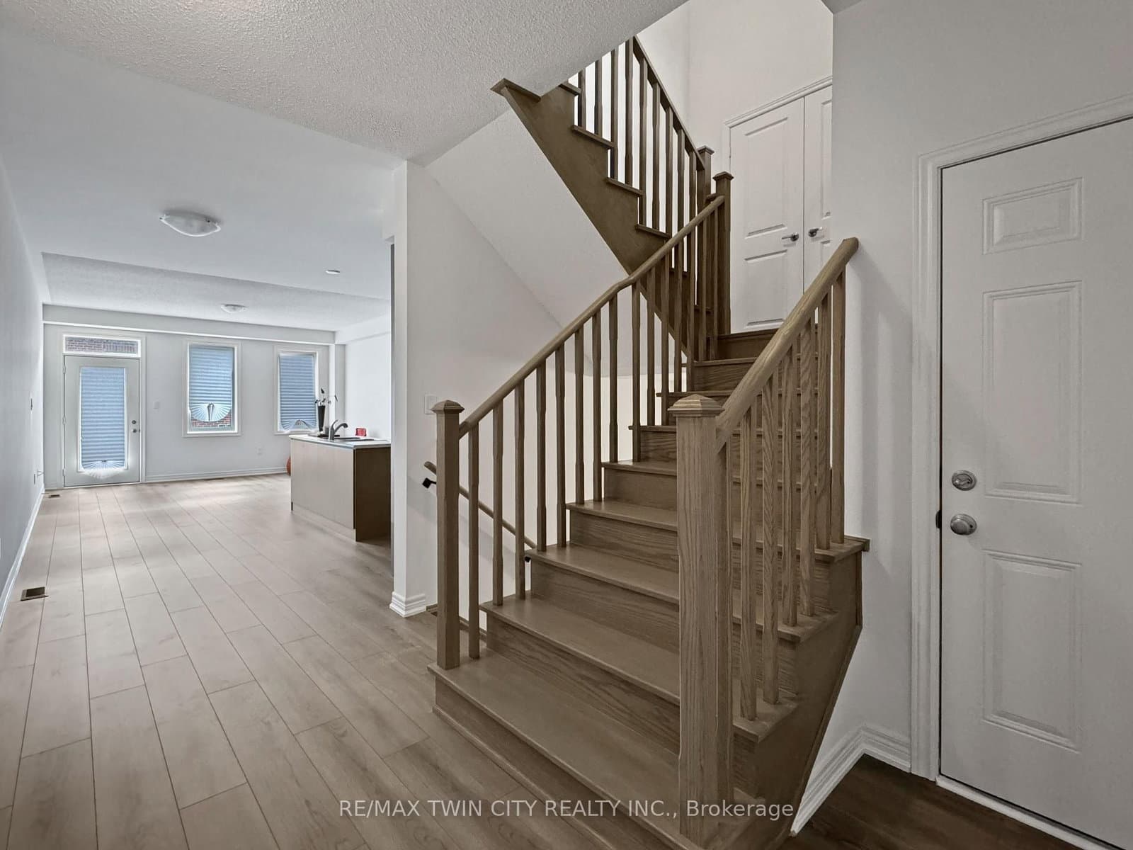 82 Gledhill Crescent thumbnail 17