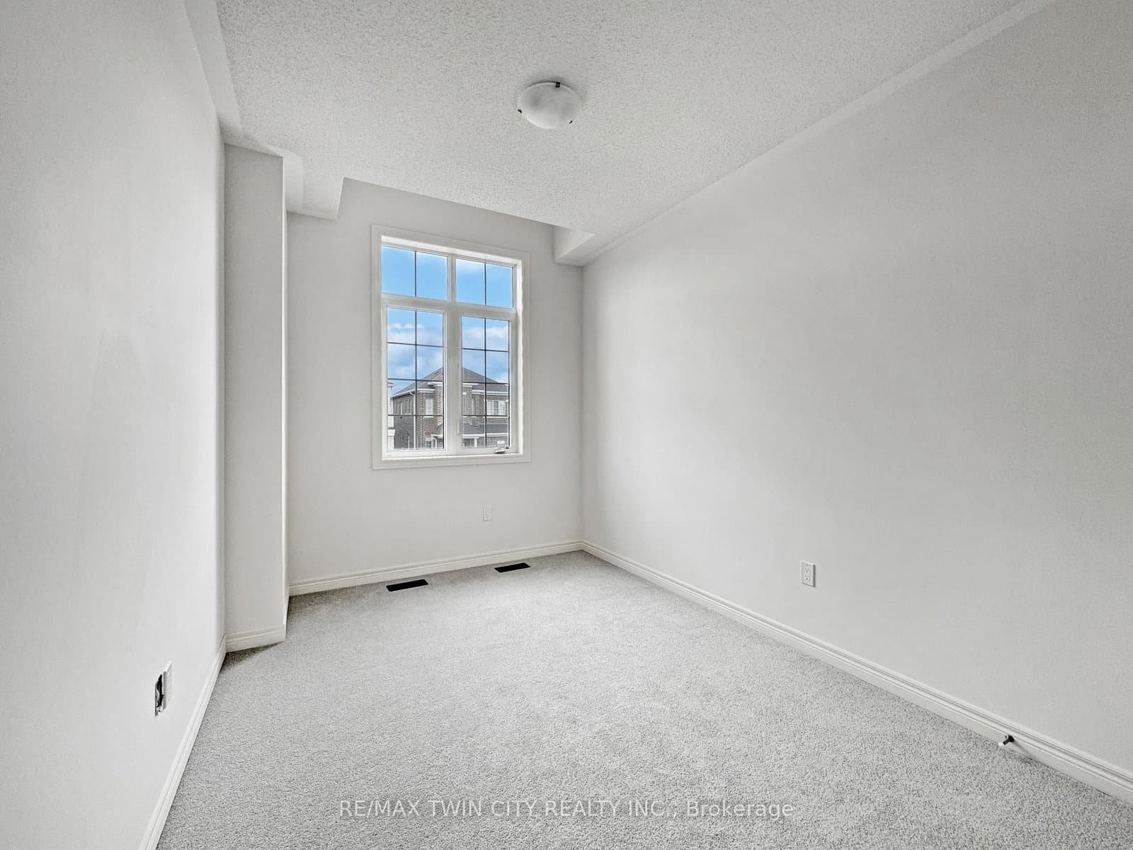 82 Gledhill Crescent thumbnail 34