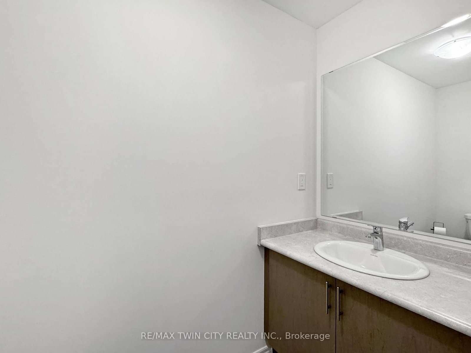 82 Gledhill Crescent thumbnail 6