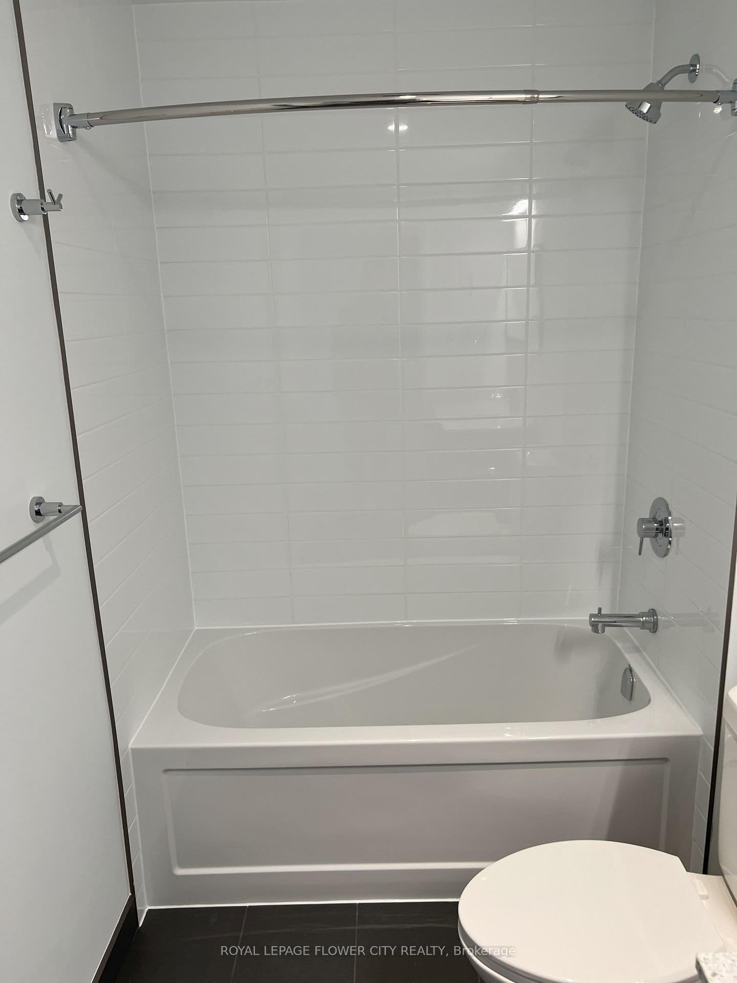 525 New Dundee Road W, Unit 412 thumbnail 6