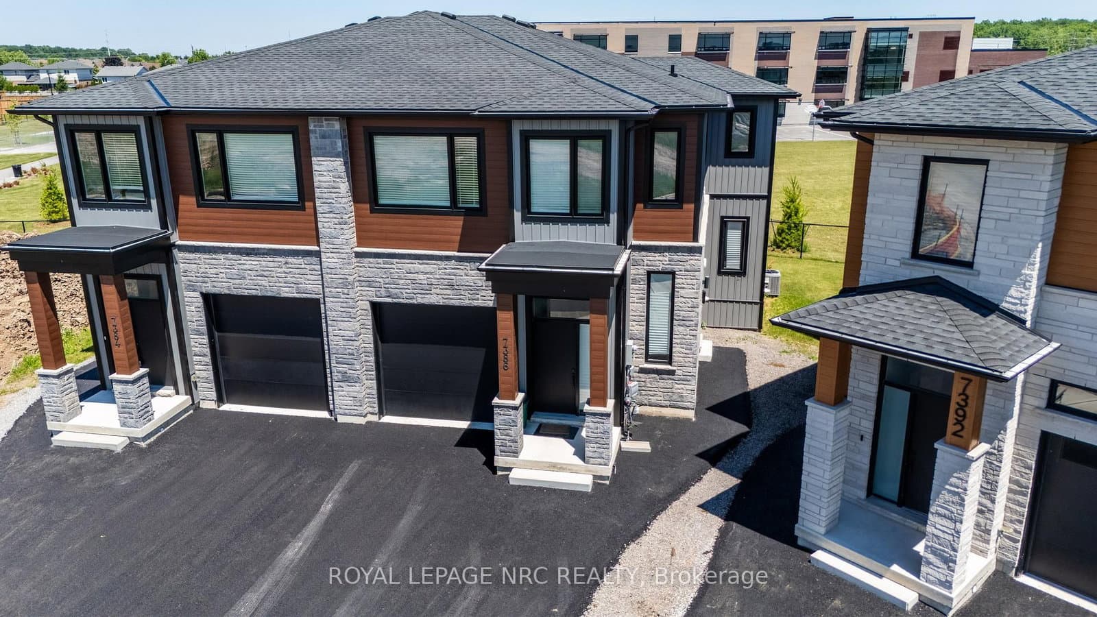 7386 Splendour Drive - Image 1