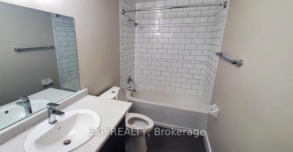 44 Berkley Drive, Unit 162 thumbnail 5