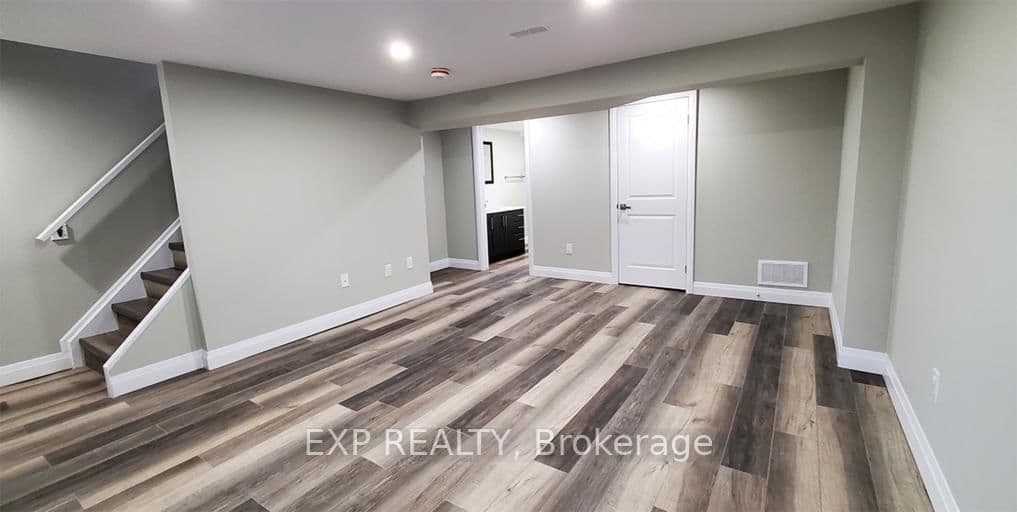 44 Berkley Drive, Unit 162 thumbnail 7