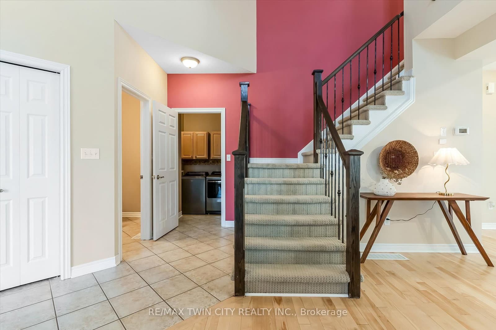 227 Chestnut Hill Crescent thumbnail 20