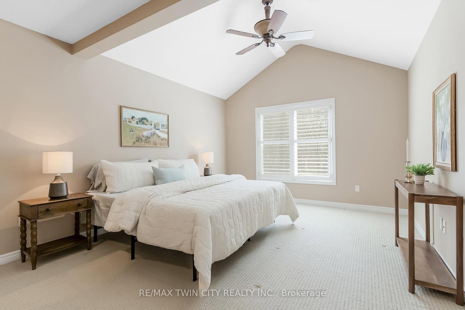 227 Chestnut Hill Crescent thumbnail 21
