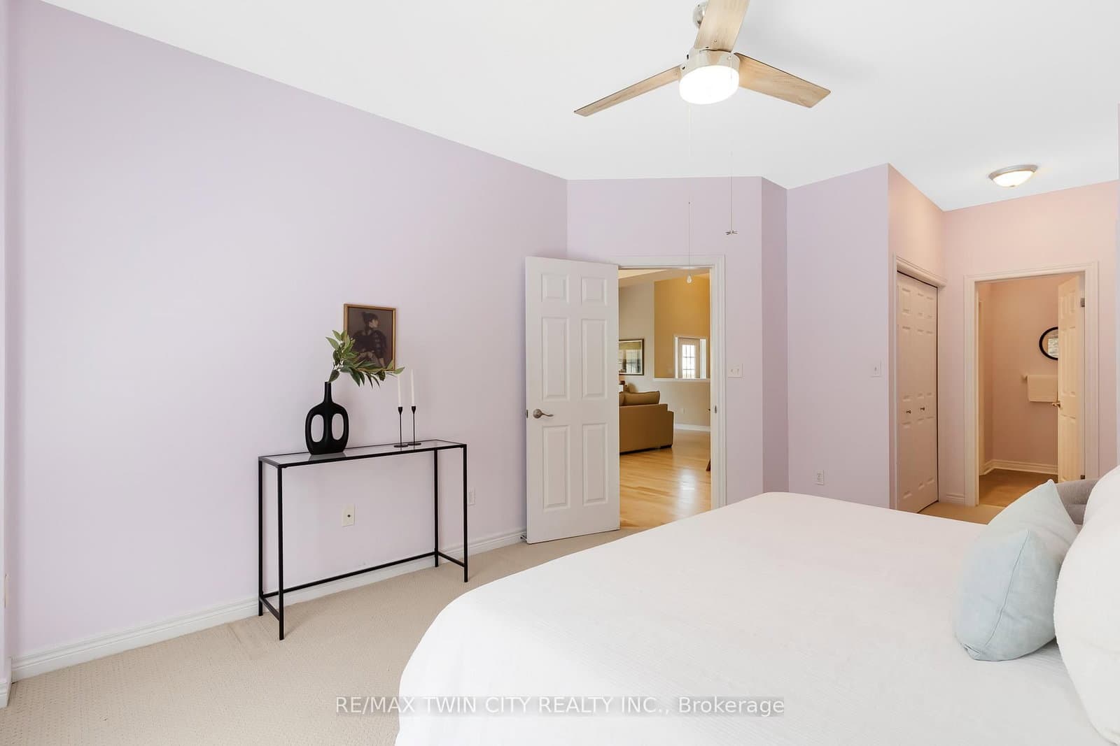 227 Chestnut Hill Crescent thumbnail 22