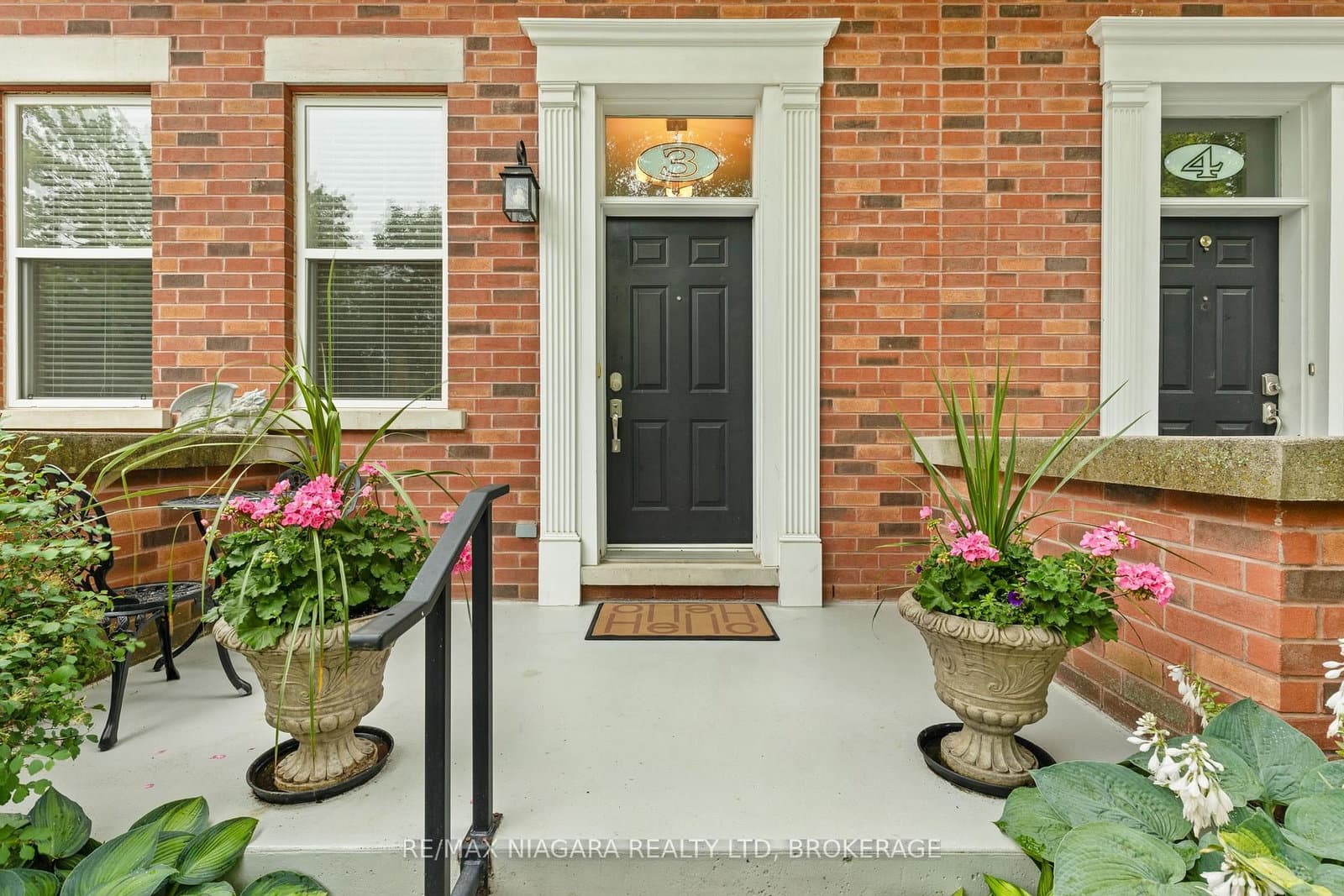 481 Victoria Street, Unit 3 thumbnail 3