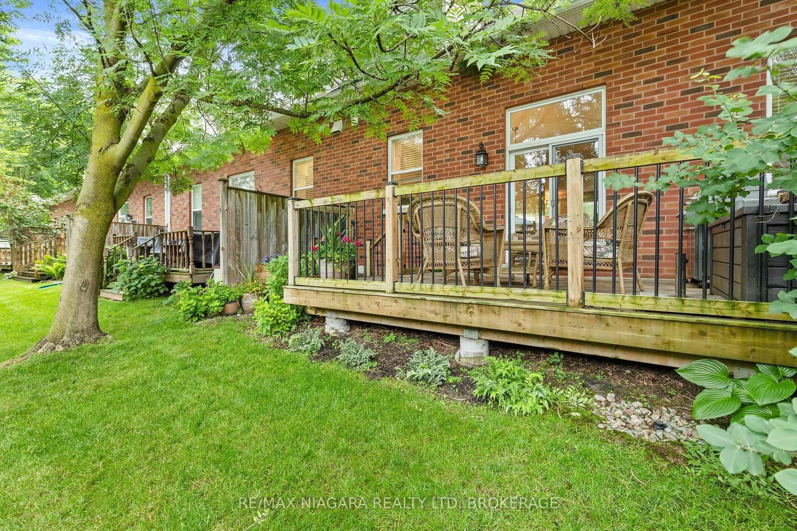 481 Victoria Street, Unit 3 thumbnail 38