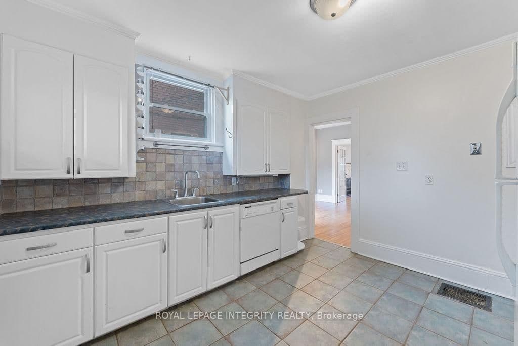 60 Clarey Avenue thumbnail 11