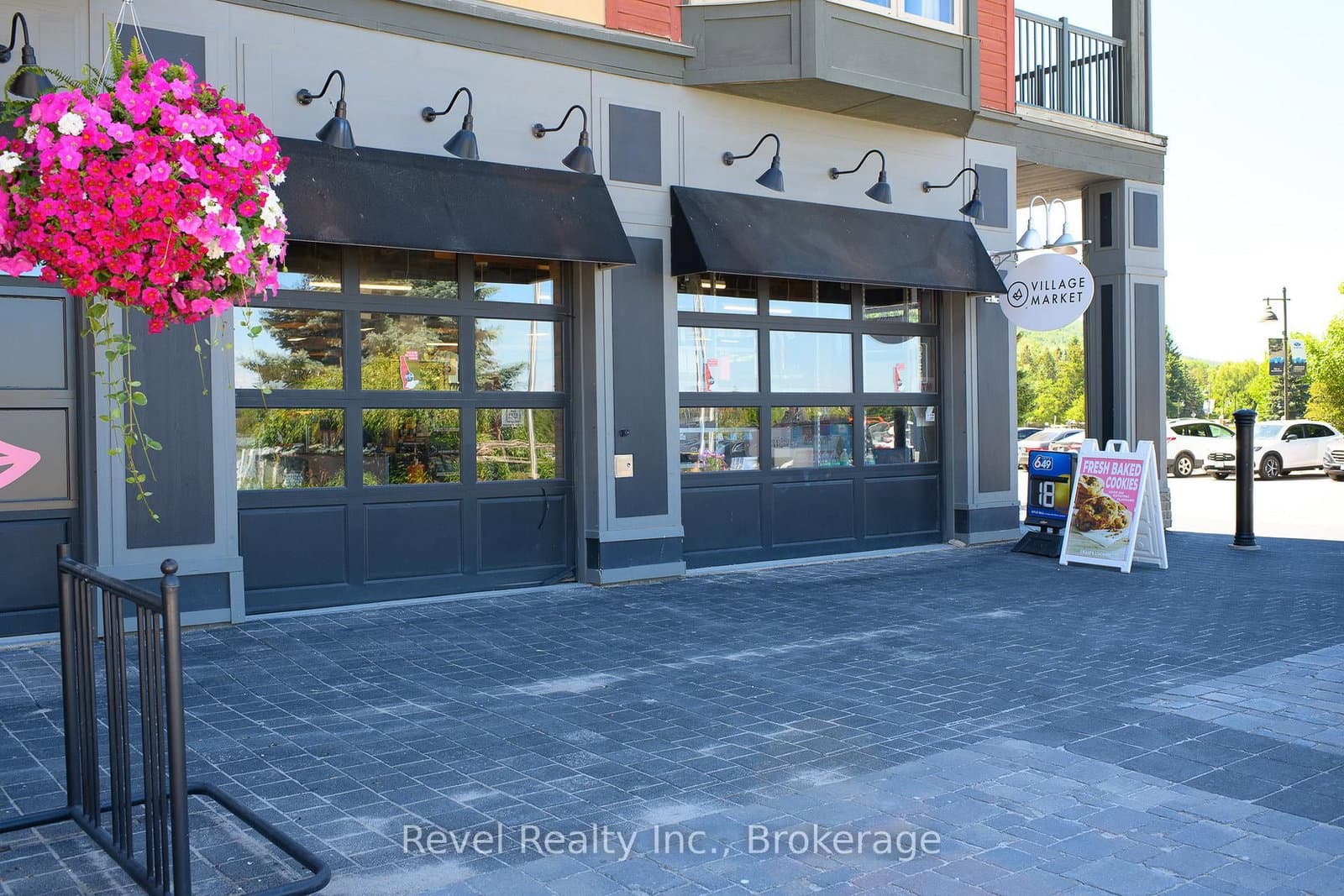 156 Jozo Weider Boulevard, Unit 15 thumbnail 3