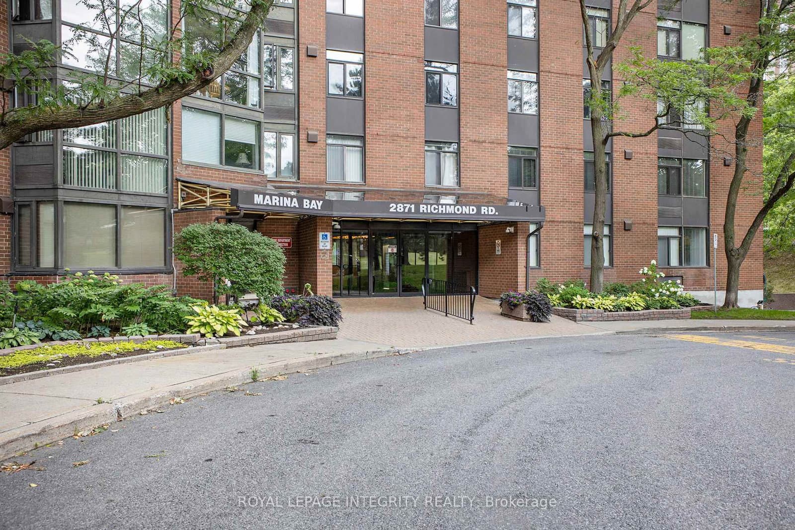 2871 Richmond Road, Unit 1608 thumbnail 3